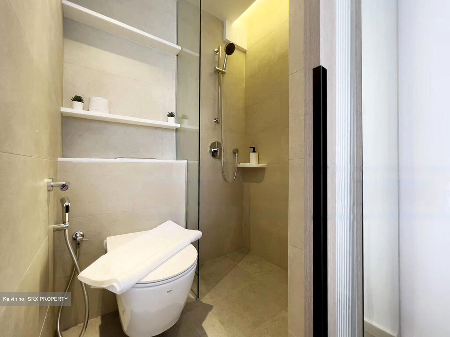 Serangoon Road (D8), Apartment #458536071